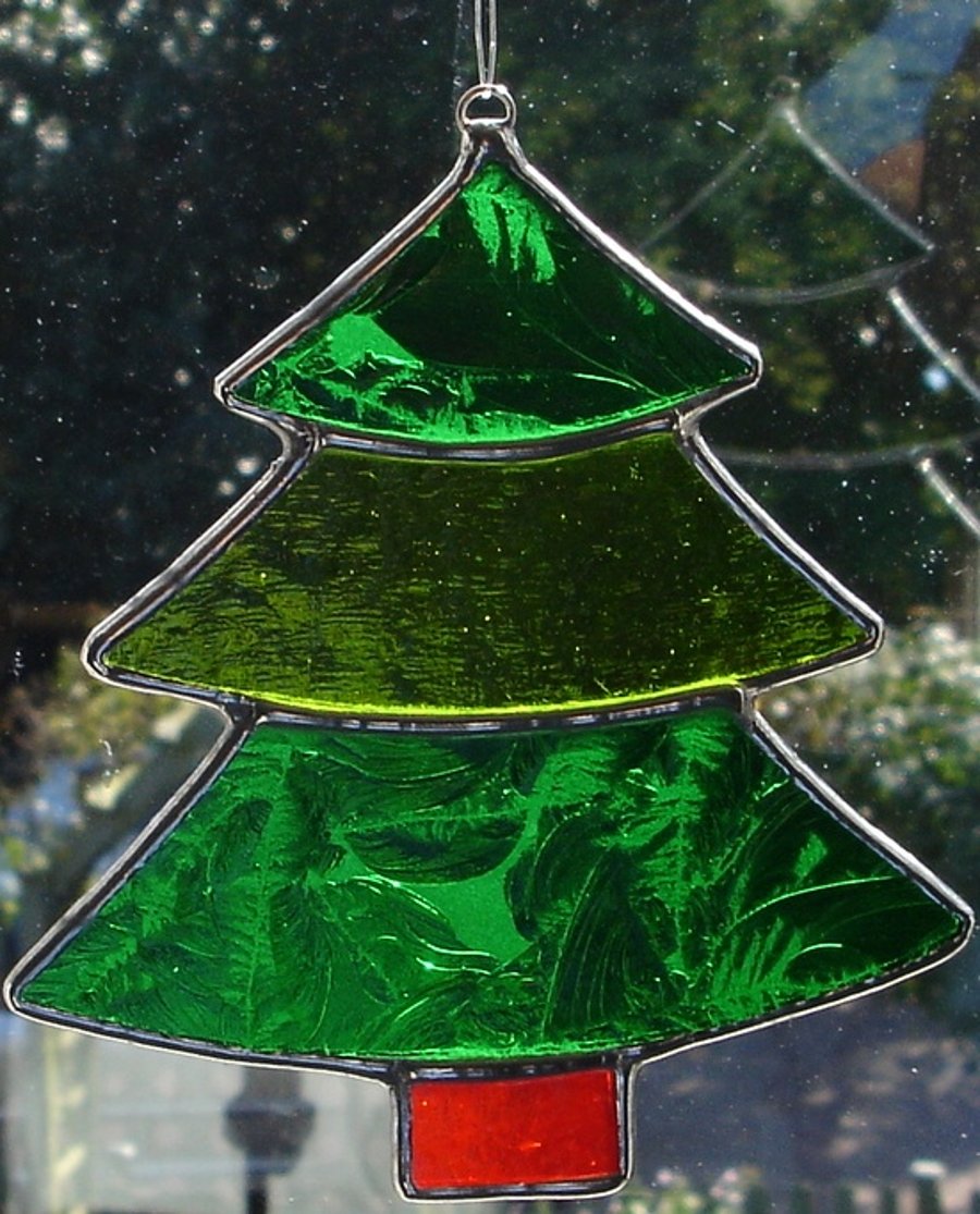 STAINED GLASS CHRISTMAS TREE