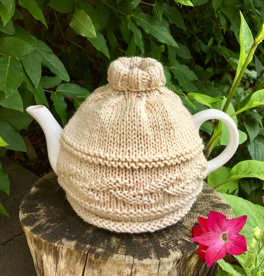 Merino Leaf Design Tea Cosy, Hand Knitted Cream Tea Cozy