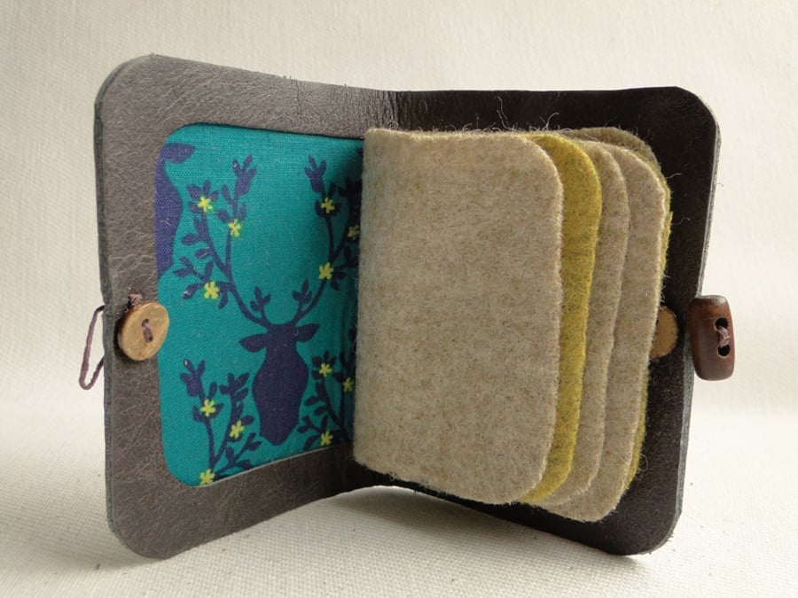 Needle Case in Brown Leather - Stag, Deer Fabric Interior - Needle Book