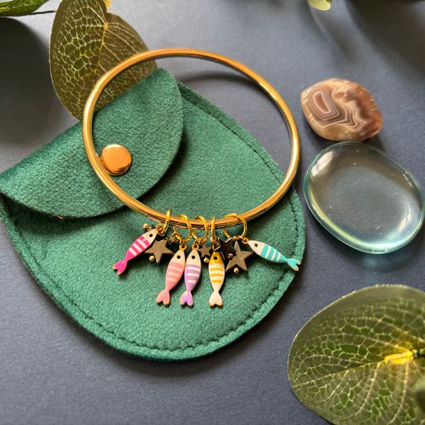 Little fish bangle 