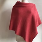 Poncho knitted in Merino Lambswool Colour Rose