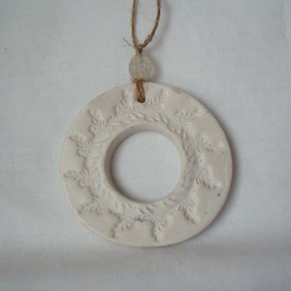 ceramic wreath hanging decoration, unpainted