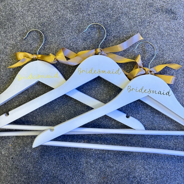 Bridesmaid Wooden Hangers with Gold Ribbon – Set of 3