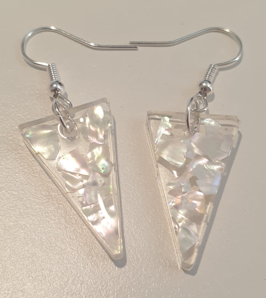 Triangle mother of pearl resin earrings