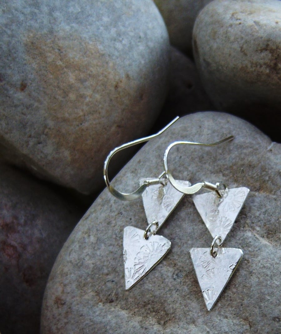 Triangle earrings in sterling silver