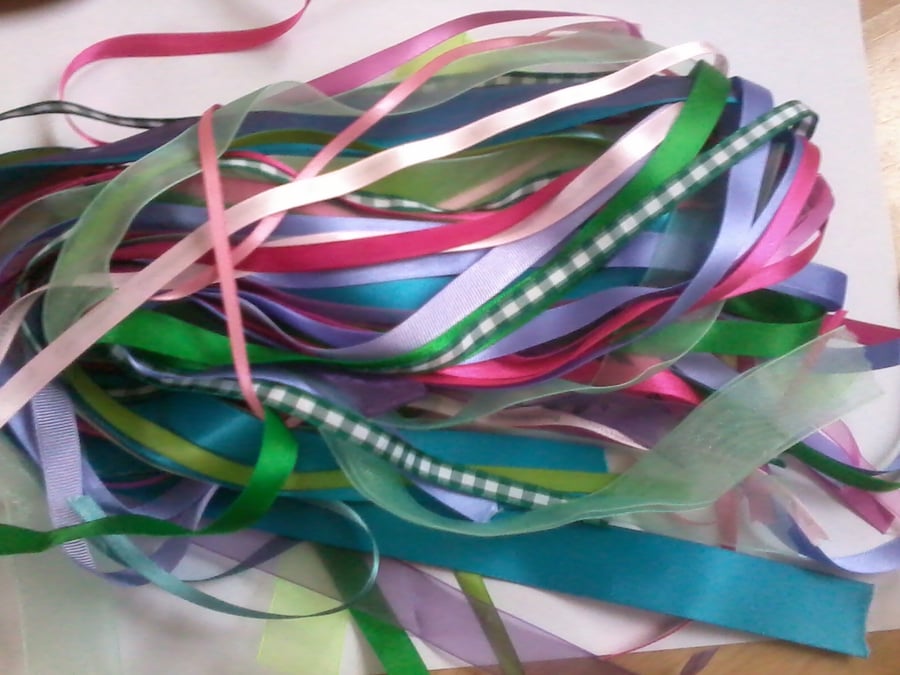 Grab Bag of 30 metres of assorted  ribbons