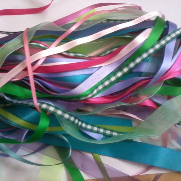 Grab Bag of 30 metres of assorted  ribbons