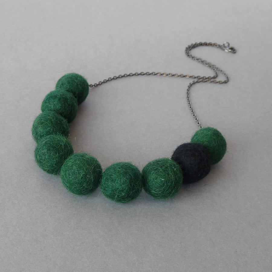 Bottle Green Felt Necklace - Chunky Dark Green Statement Jewellery -Forest Green