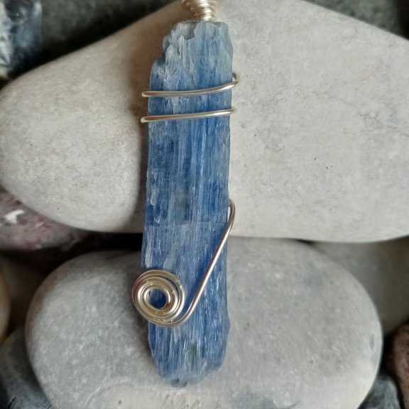 Wire-wrapped natural Kyanite necklace 