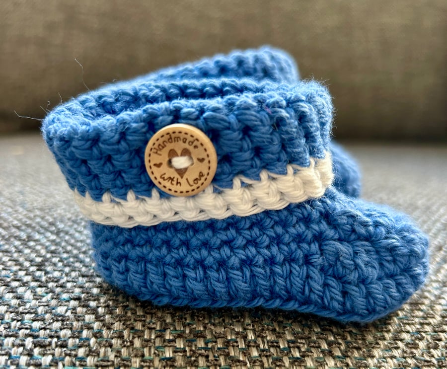 Babies booties age 0-3 months