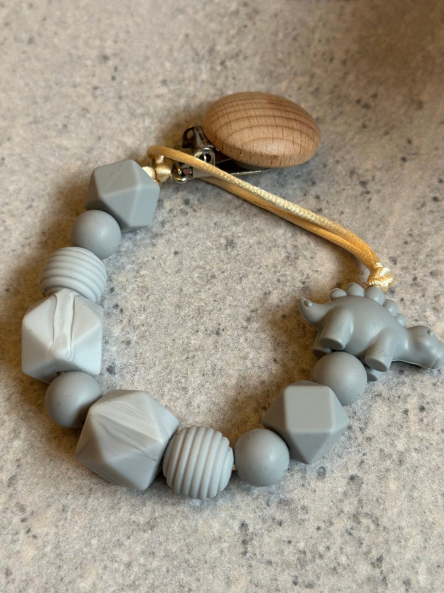 Marble and grey dinosaur Dummy Clip