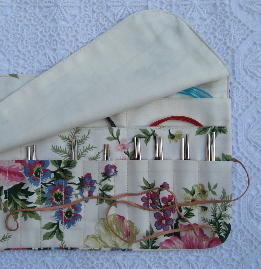 vintage floral fabric knitting needle wrap