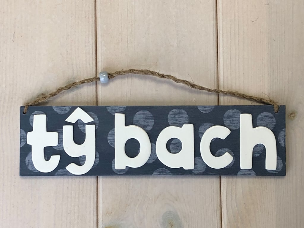 Welsh Hanging Door Sign "Ty Bach" in navy.