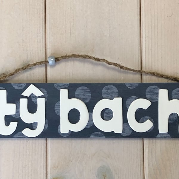 Welsh Hanging Door Sign "Ty Bach" in navy.