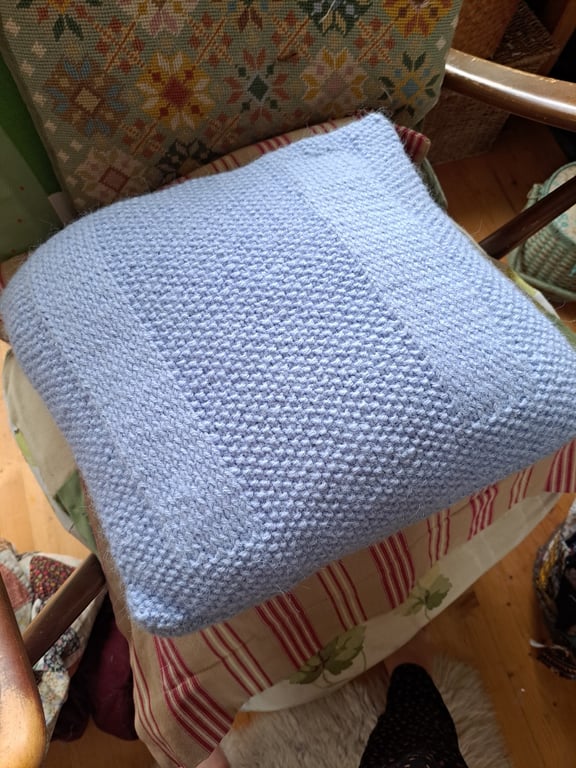 Knitted Cushion