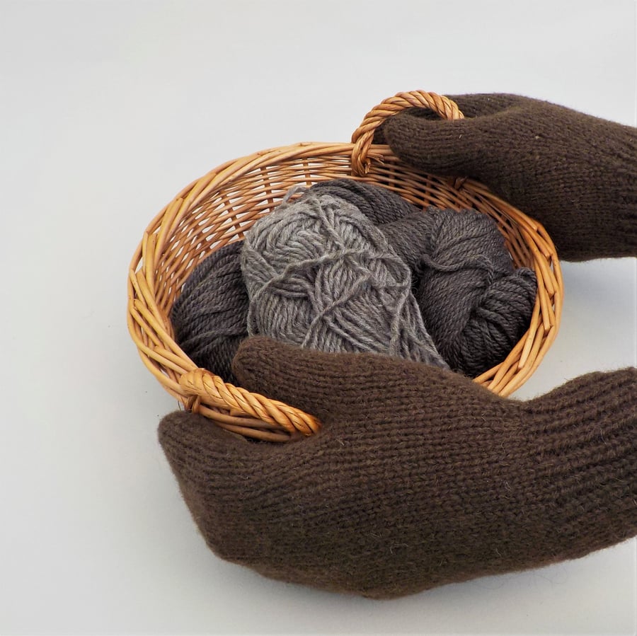 Shetland wool mittens natural dark brown hand knitted British wool gloves