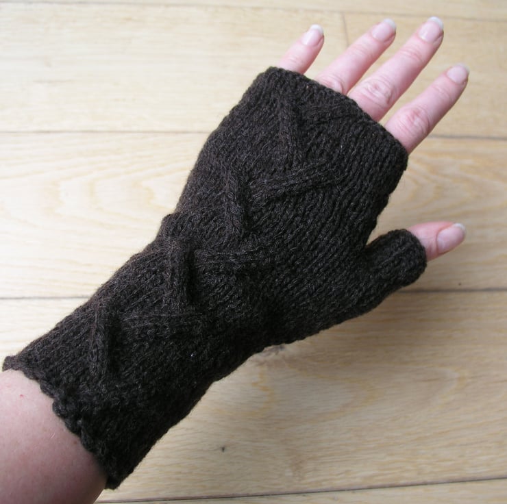 Cashmere wrist warmers Folksy