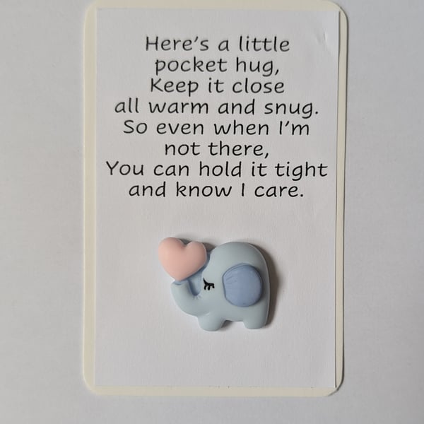 Pocket hugs - elephant