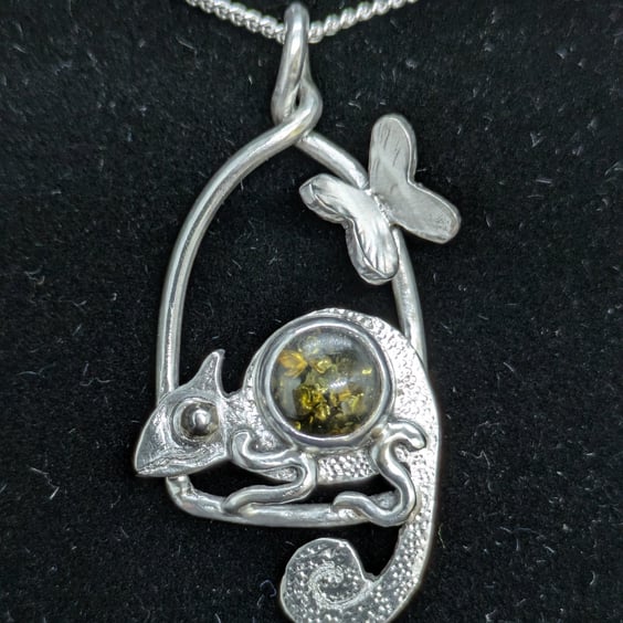 Sterling silver chameleon pendant with green amber, Silver necklace