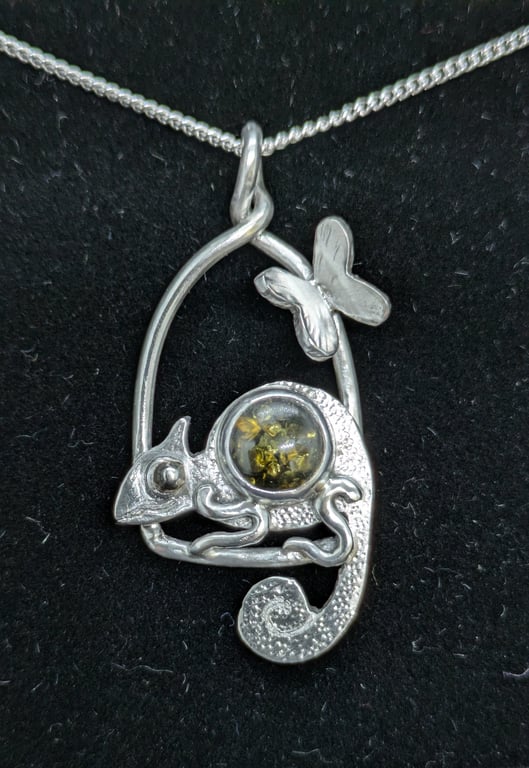 Sterling silver chameleon pendant with green amber, Silver necklace