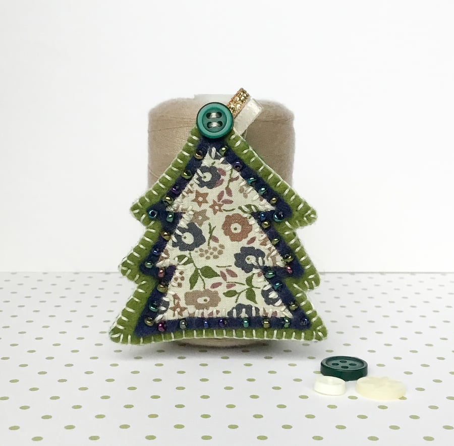 Christmas Tree Brooch