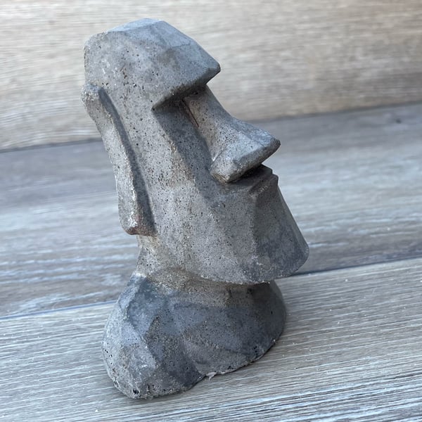 Small Easter Island Moai Statue, Antiqued Concrete Tribal Figurine, Shelf Decor 