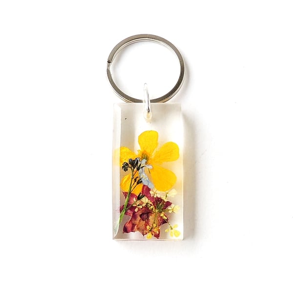 Real Flowers in Resin Keyring, SECONDS - 542a