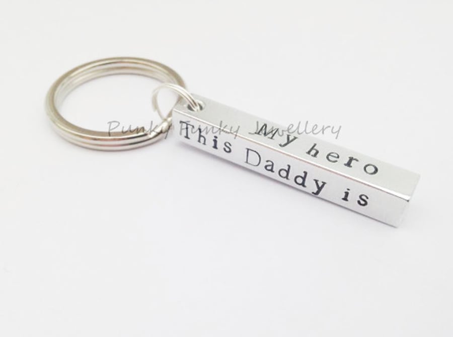 Personalised Daddy Keyring - Dad Gifts - Daddy Birthday Gift - Custom Gift