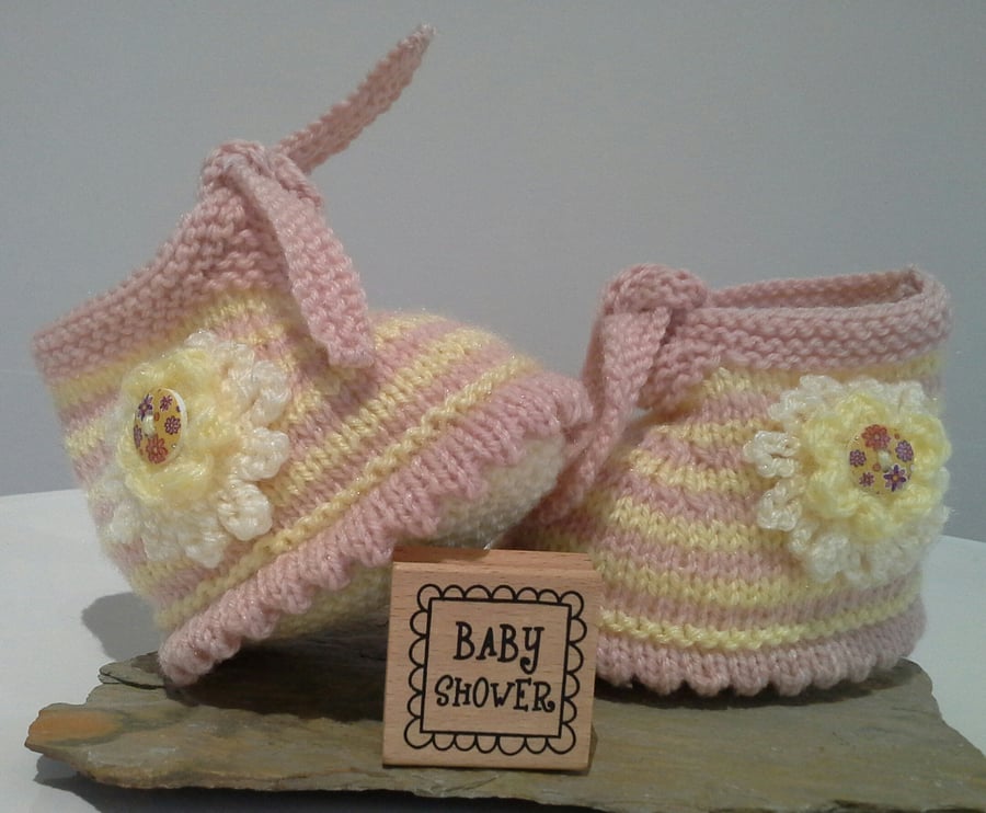 Baby Girl's Flower Booties  3-6 months size