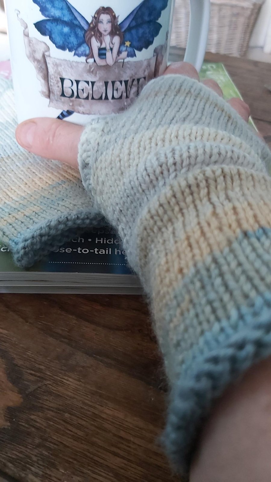Soft fingerless gloves