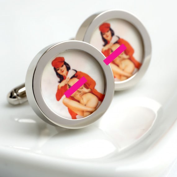  Vintage Nude Pin Up Cufflinks - Nude in Red