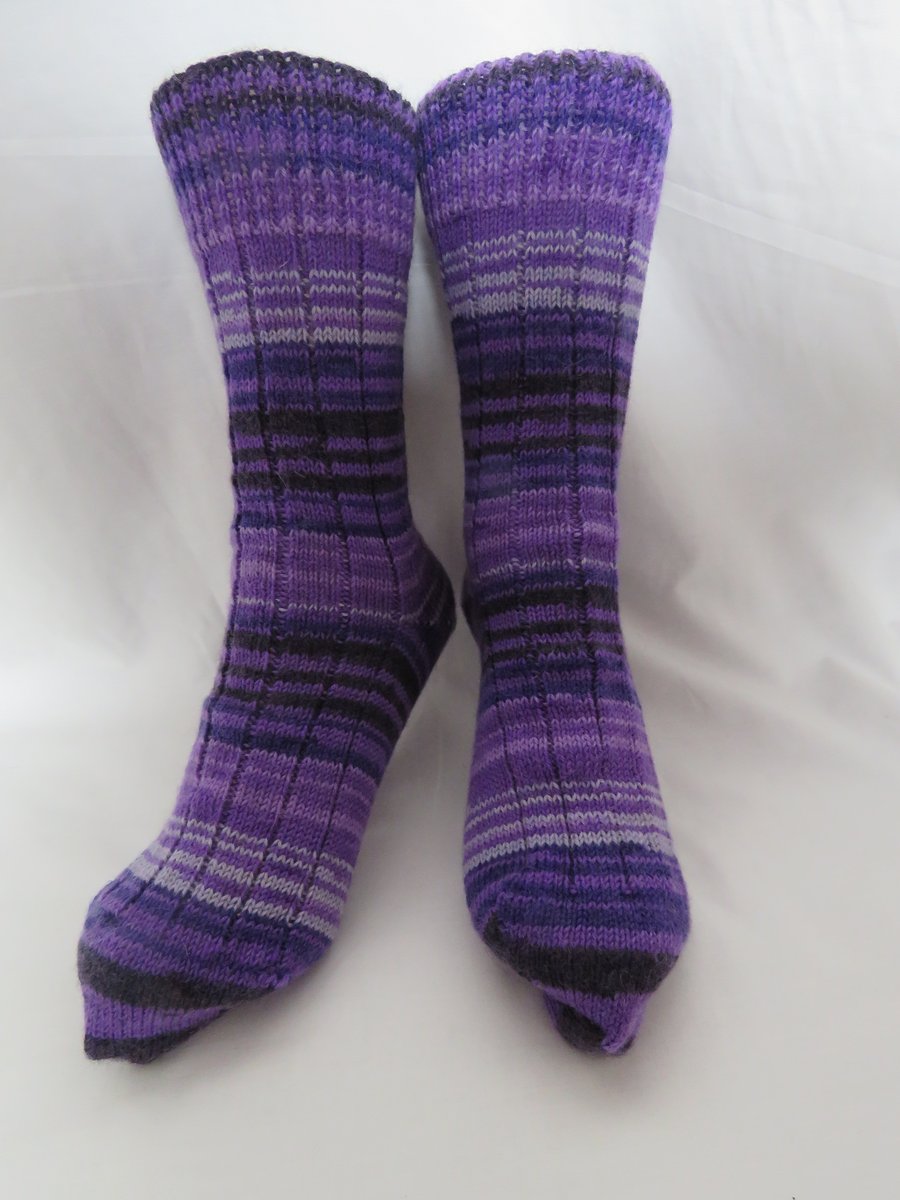 Hand-cranked Knitted Ribbed Wool Socks Size 8 to 9