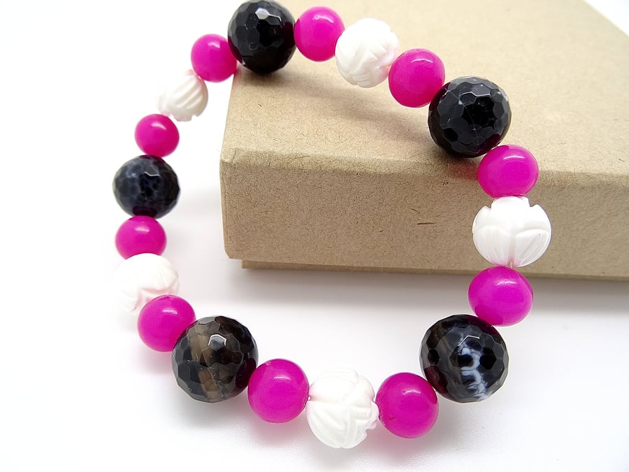 SALE Faceted Agate & Jade Bracelet