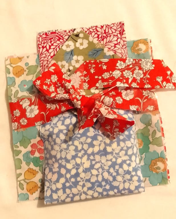 70 Liberty Fabric Scraps - Mix Size Squares and Tiny Piece Assort FREE UK POST