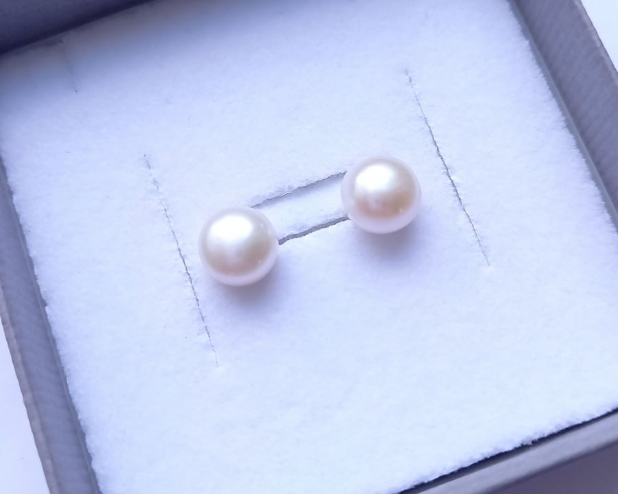 7-8mm Off White Freshwater Pearl Stud Earrings with Recycled 9ct Gold Posts