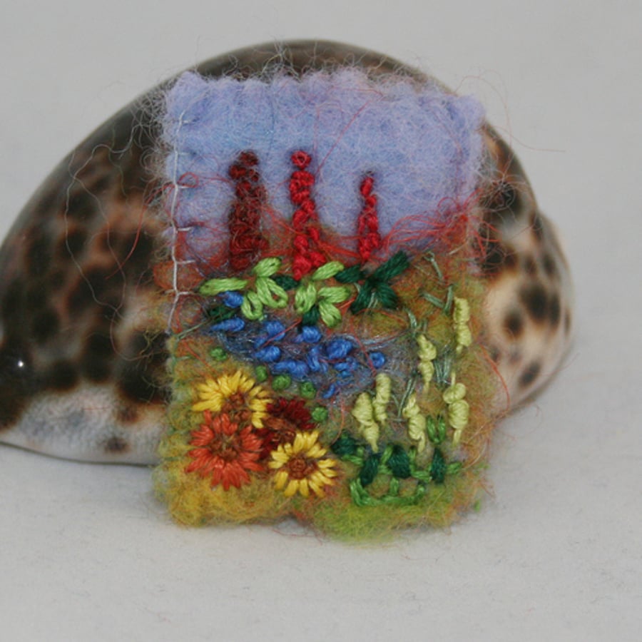 Summer Garden Brooch - Needle Felt/Embroidered 