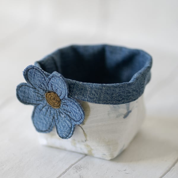 Hydrangea Fabric Tub with Denim Flower