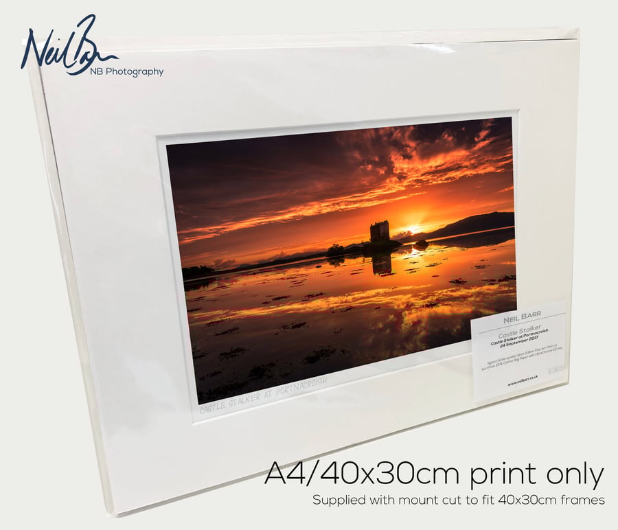 Castle Stalker Scotland - A4 (40x30cm) Unframed Photo Print