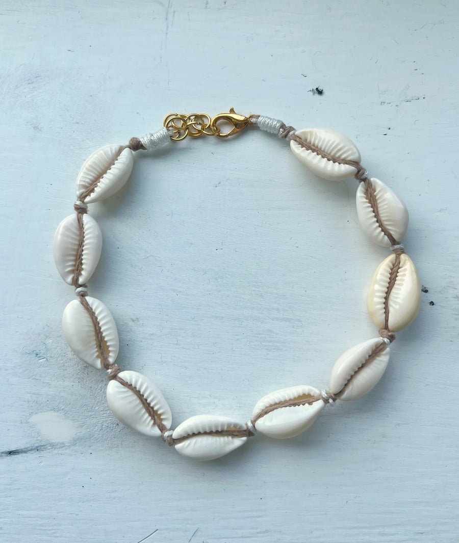 She Sells Sea Shells Anklet