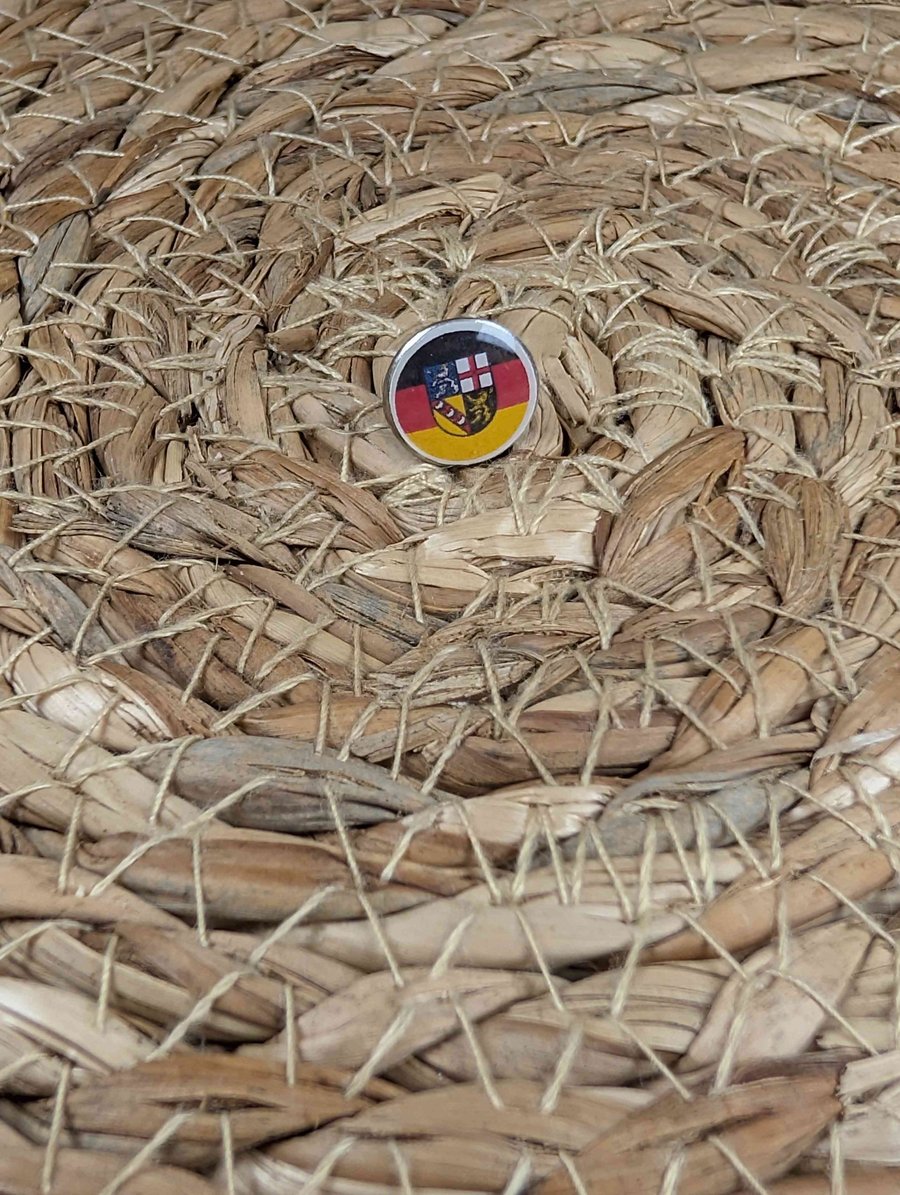 Saarland Flag Map Pin – Germany Travel Push Pin for Wooden Maps