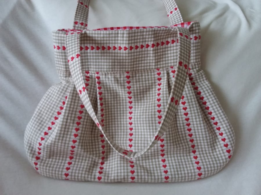 Handbag Pretty Hearts Design