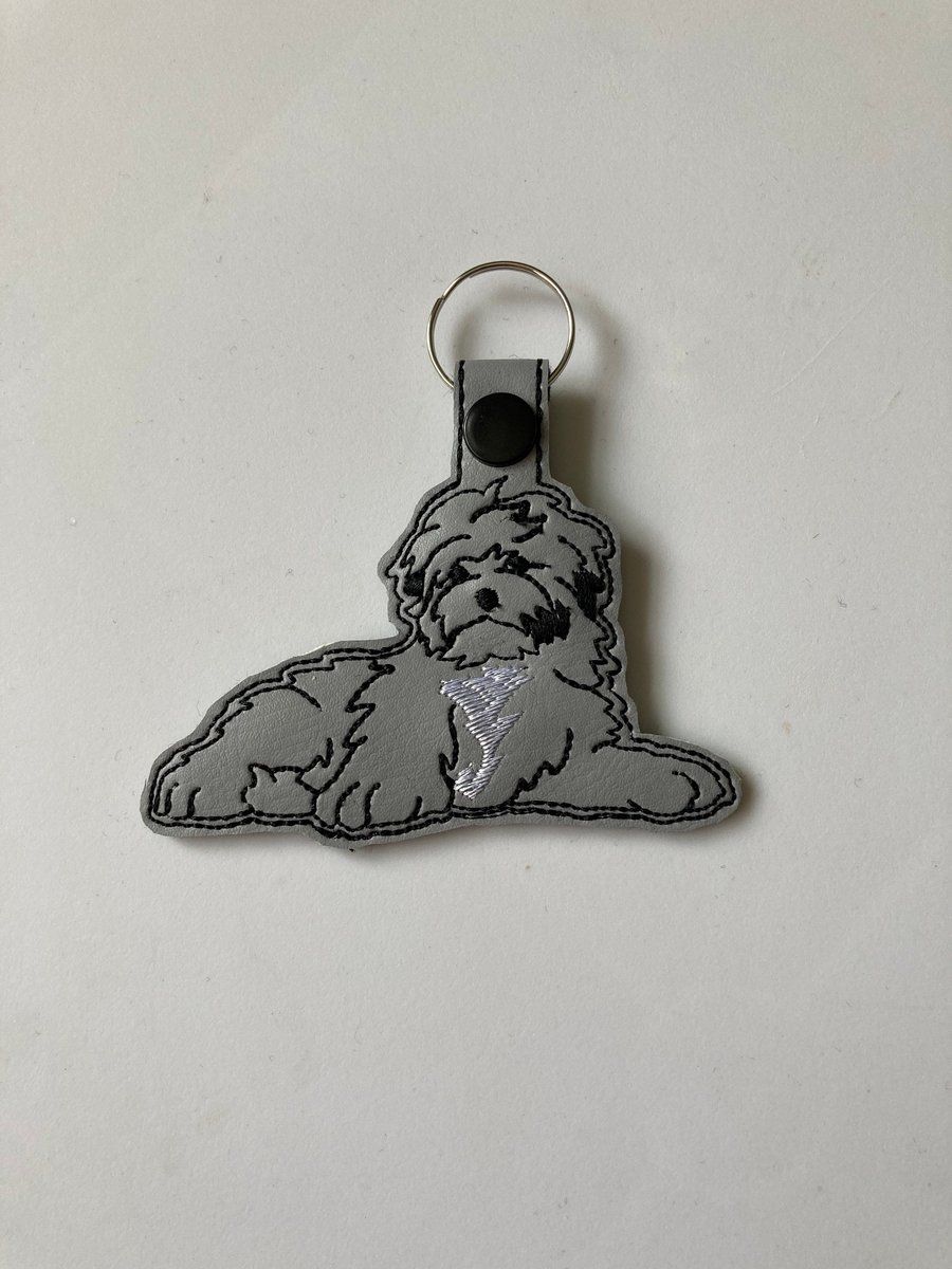 885. Shih Tzu keyring.