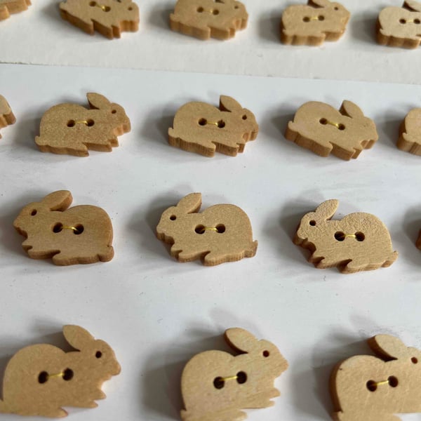 15 RABBIT Buttons - wooden bunnies 17mm 