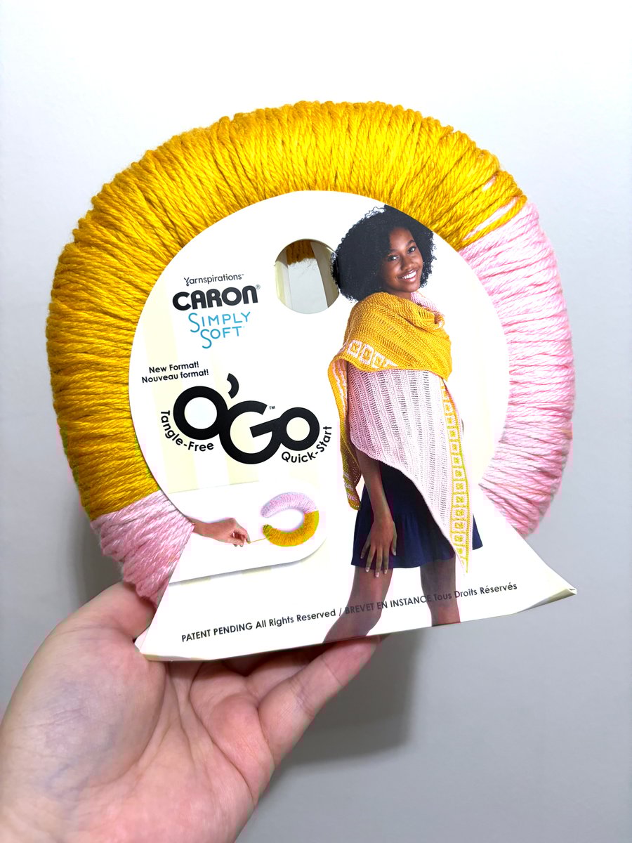 1 Pack x 141g CARON Simply Soft O'GO 100% Acrylic : Soft Pink - Gold 