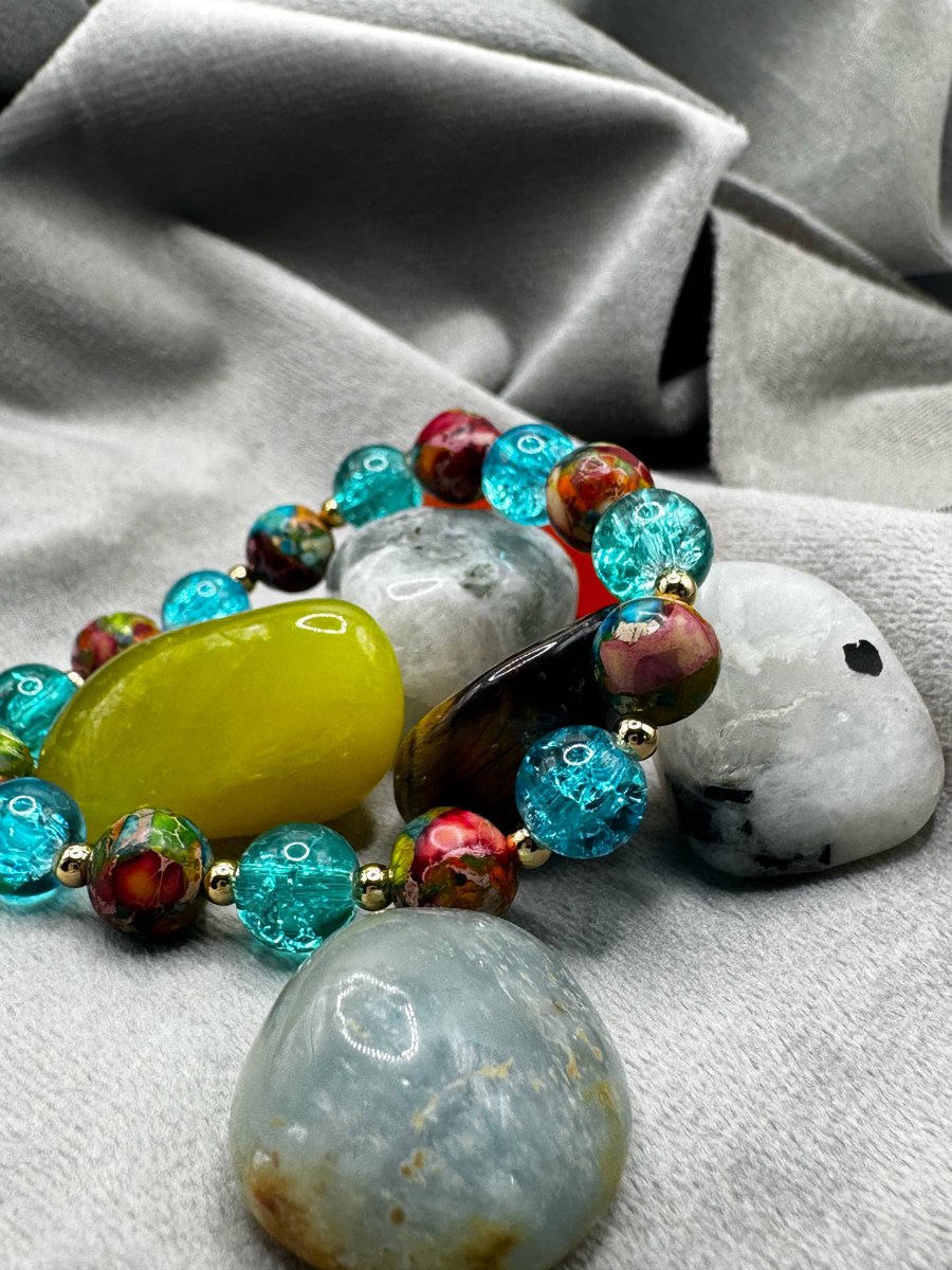 Jasper and Crackle bead bracelet - small size elasticated