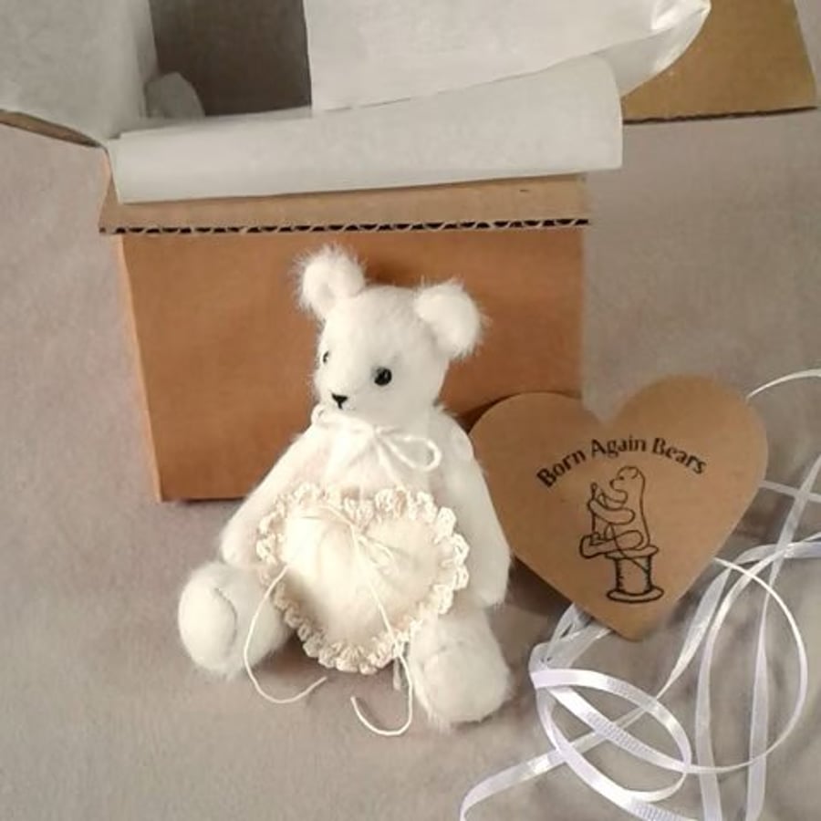 Small bear with a big heart, 5 inch gift boxed collectable hand sewn teddy bear