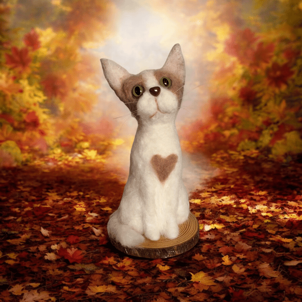 Needle felted cat