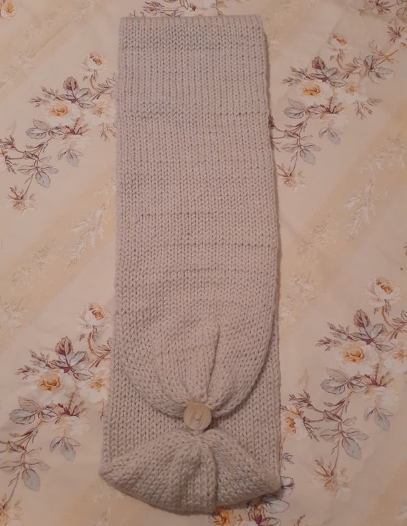 Hand knit beige snood