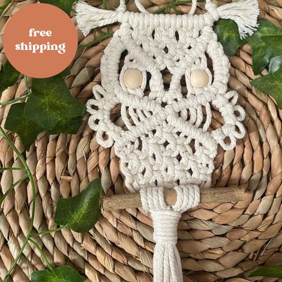 Macrame owl hanging - free shipping! 