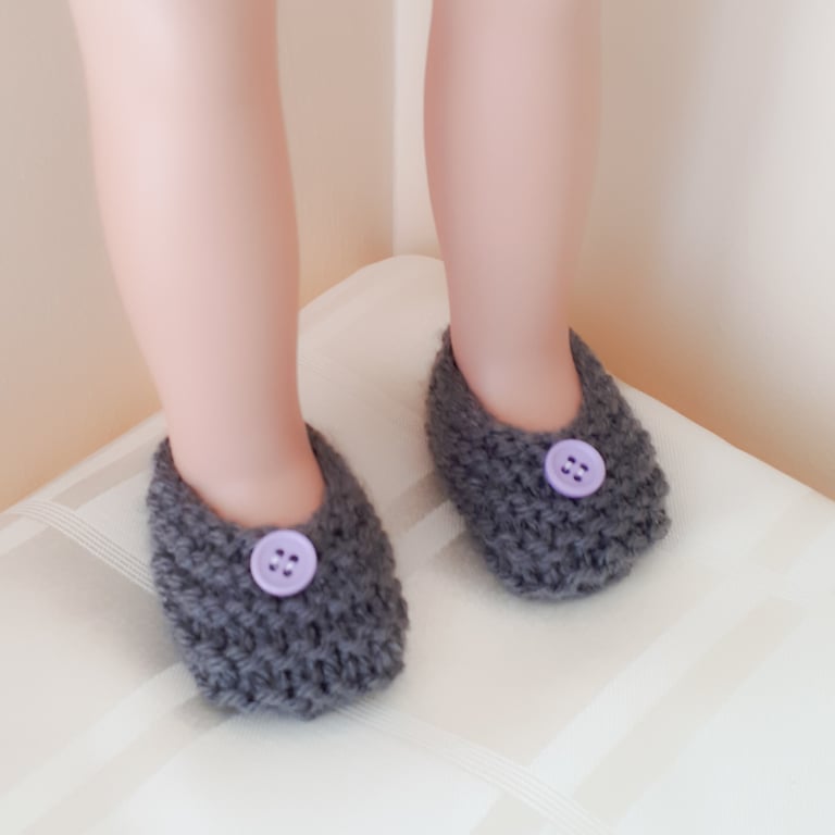 KNITTING PATTERN PDF Gray Shoes for Doll